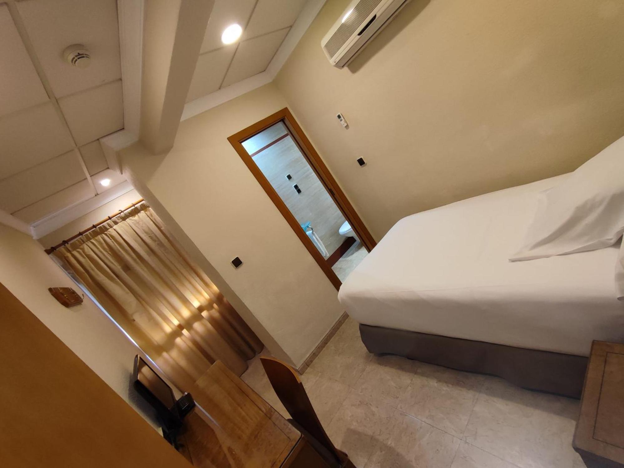 Hostal Moreno ซิยา ภายนอก รูปภาพ